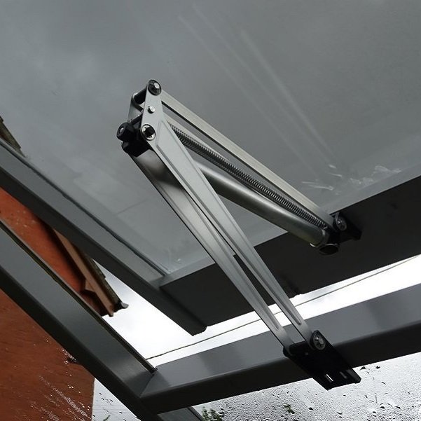 Clearview-Cheshire-Roof-Vent-Auto.jpg Clearview-Cheshire-Roof-Vent-Auto.jpg